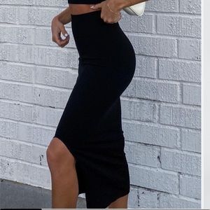 Fabletics High-Waisted Ribbed Seamless Skirt